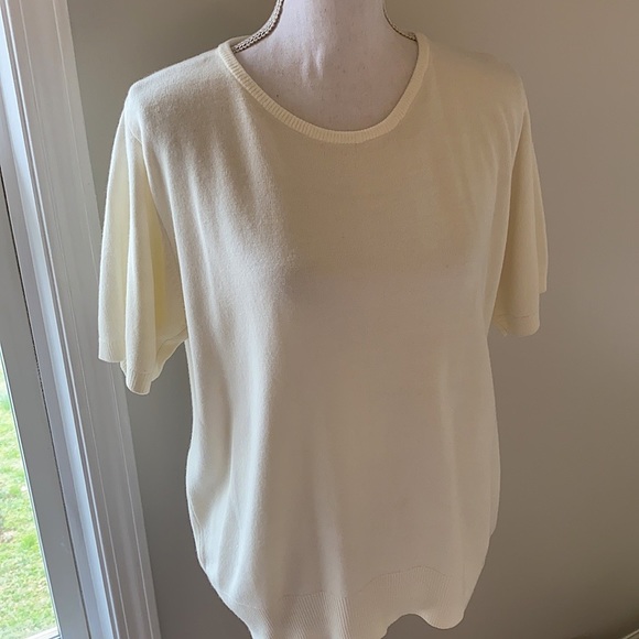 Sag Harbor • Vintage Cream Soft Shirt - Picture 2 of 12